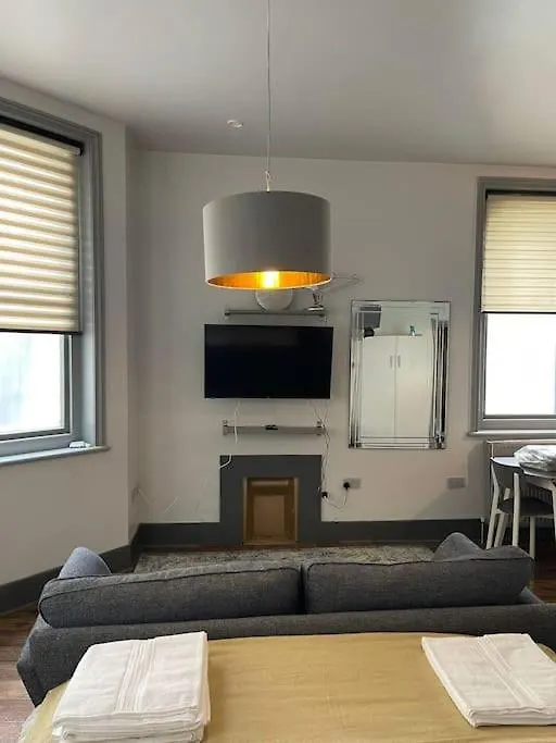 1 Large Comfy Garden Studio - Prime Location Hove